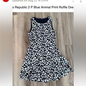 3/$25 Banana Republic Blue and White Fit and Flare Dress Sleeveless Crew Neck